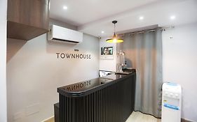 Townhouse Suncitel Near Kolkata Airport